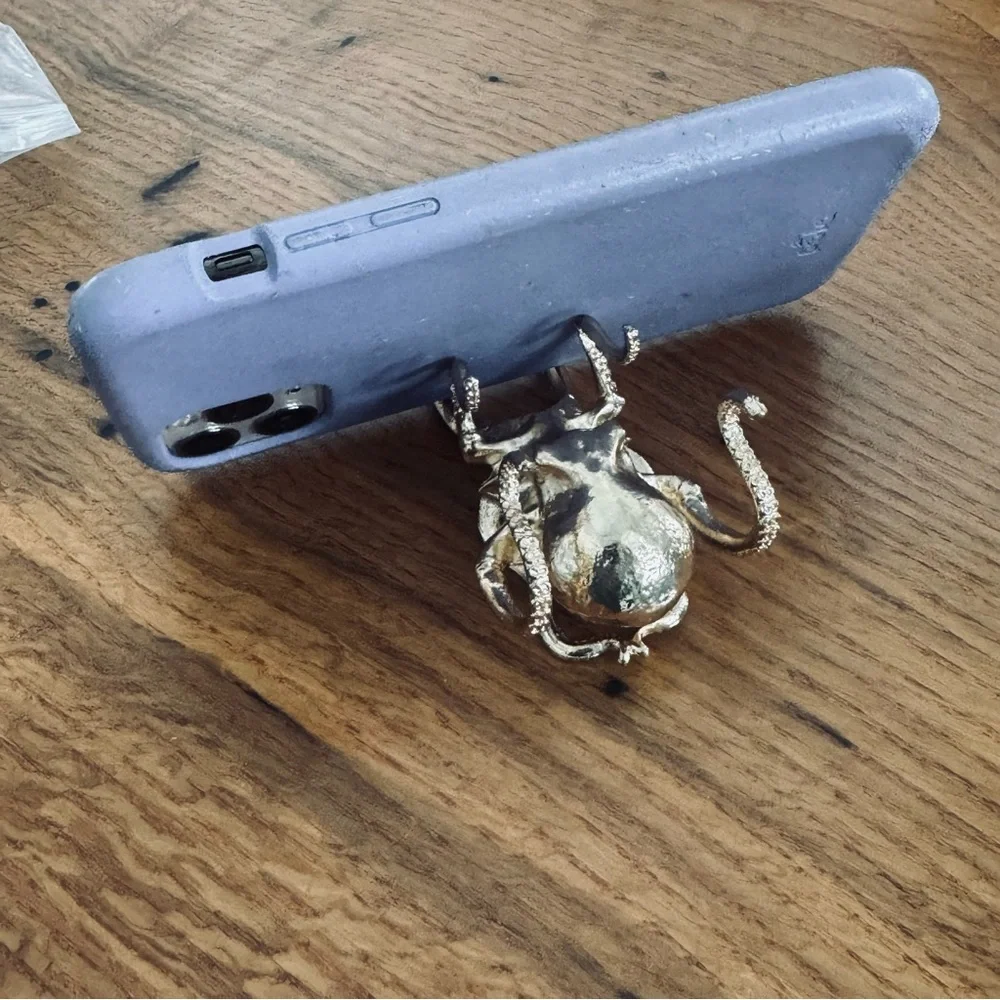 NWOT Gold Octopus phone stand, business cards, or photo easel, small